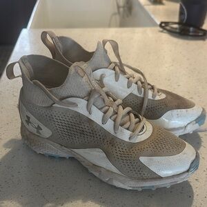 Under Armour Turf Shoes, Women’s size 6